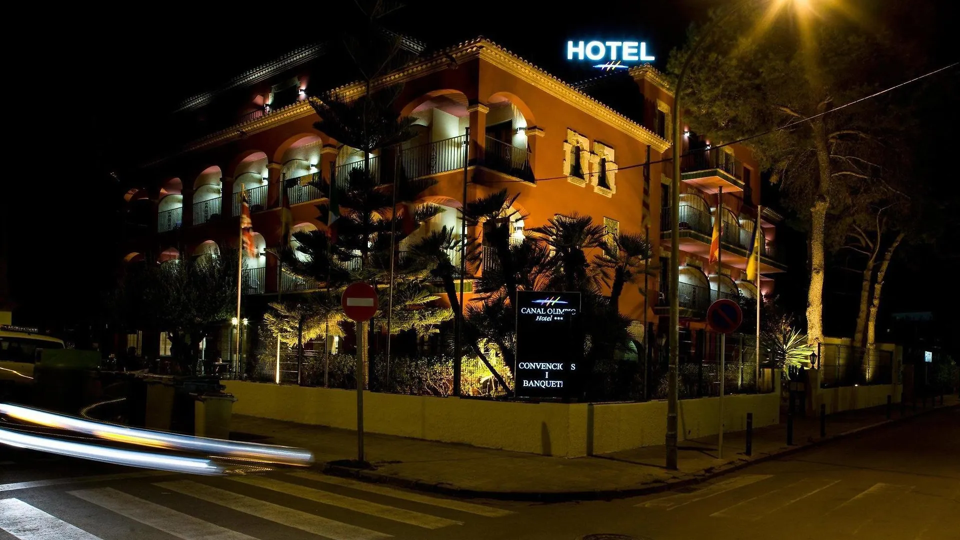 קסטלדפלס Hotel Canal Olimpic 3*,