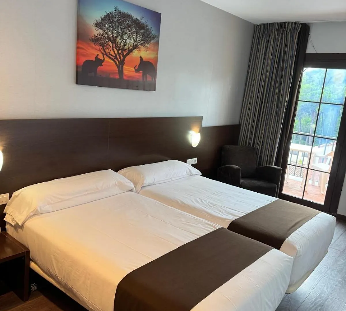 Hotel Canal Olimpic Кастельдефельс 3*,  Испания