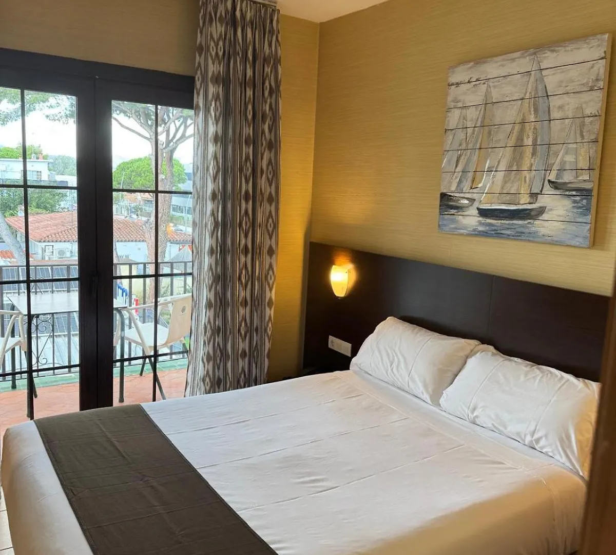 Hotel Canal Olimpic Кастельдефельс