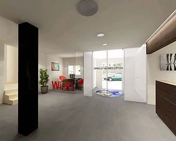 ***  Hotel Canal Olimpic Кастельдефельс Испания
